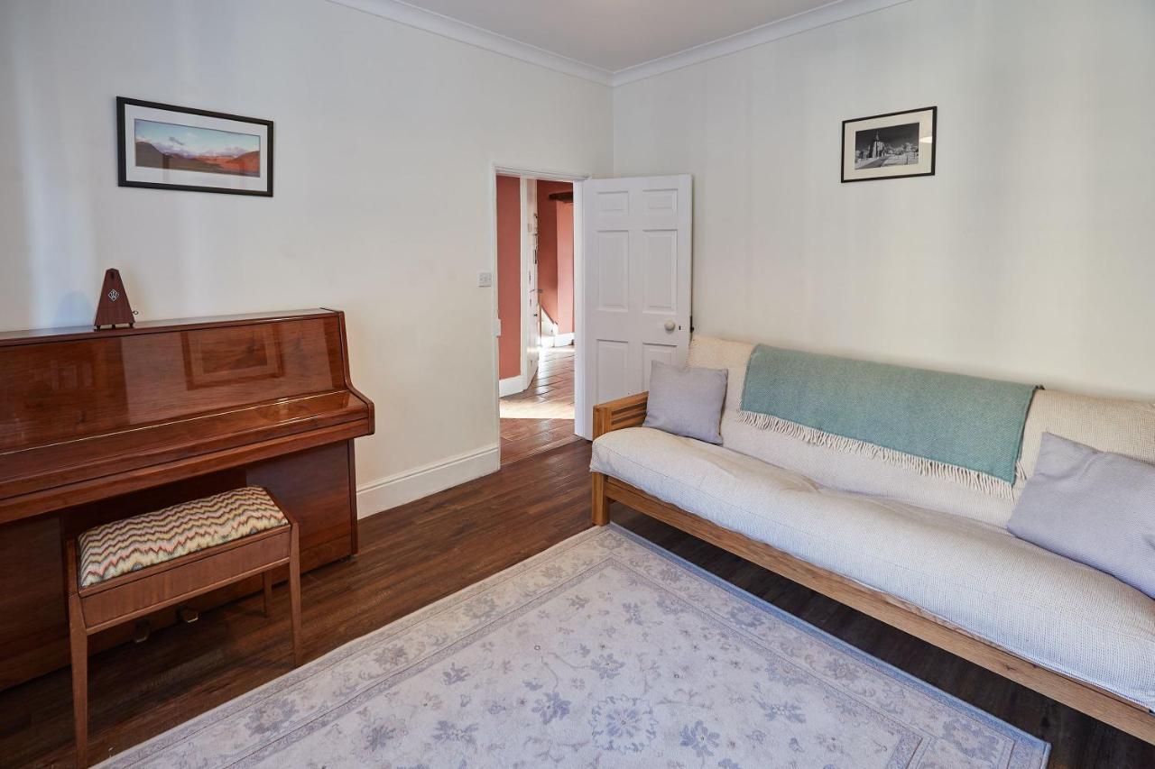 Host & Stay - Hall Garth Pickering Buitenkant foto